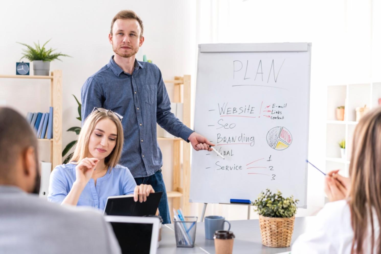 Interface de la plateforme interactive montrant des tableaux de bord financiers